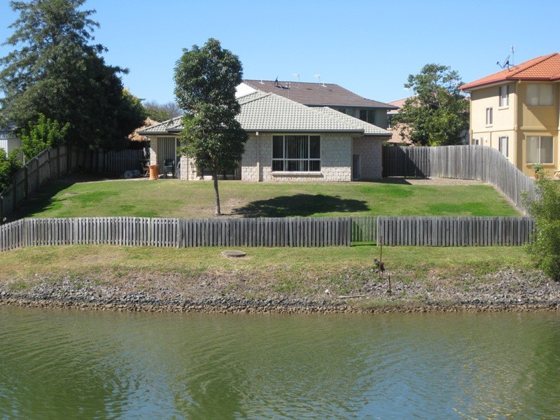 44 Tracey Crescent, Varsity Lakes QLD 4227