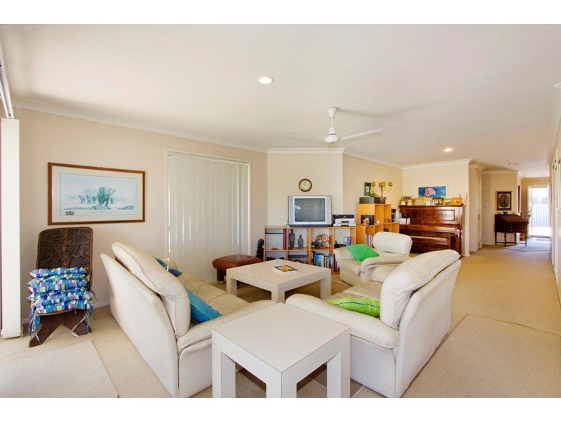 44 Tracey Crescent, Varsity Lakes QLD 4227