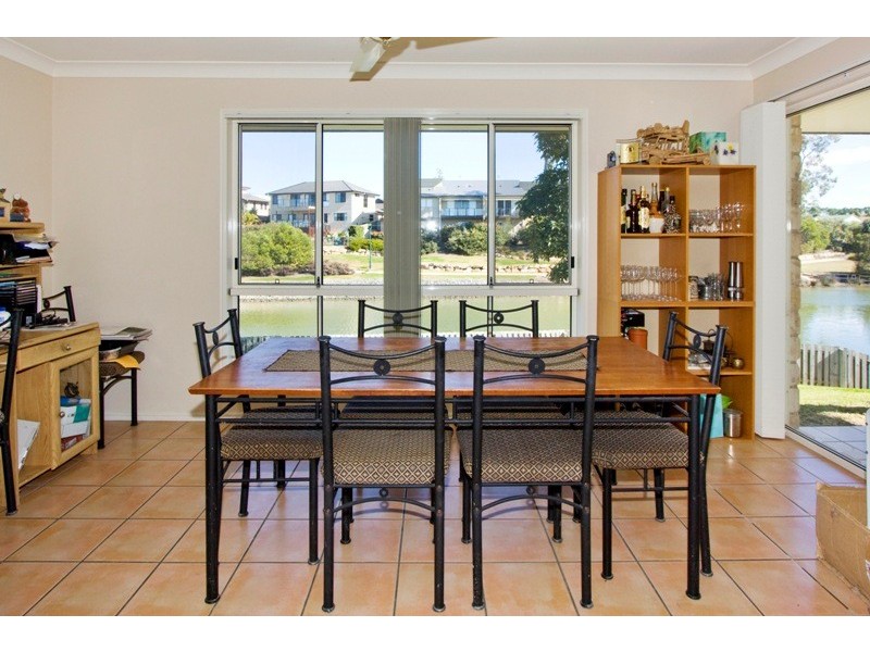 44 Tracey Crescent, Varsity Lakes QLD 4227