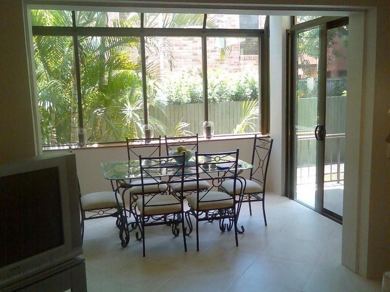 4/1933 Gold Coast Highway, Burleigh Heads QLD 4220