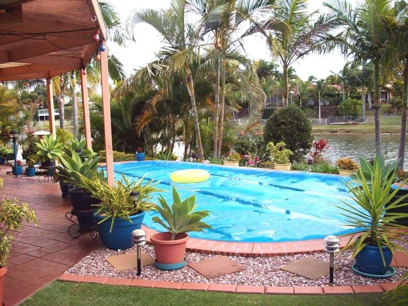 84 Auk Avenue, Burleigh Waters QLD 4220