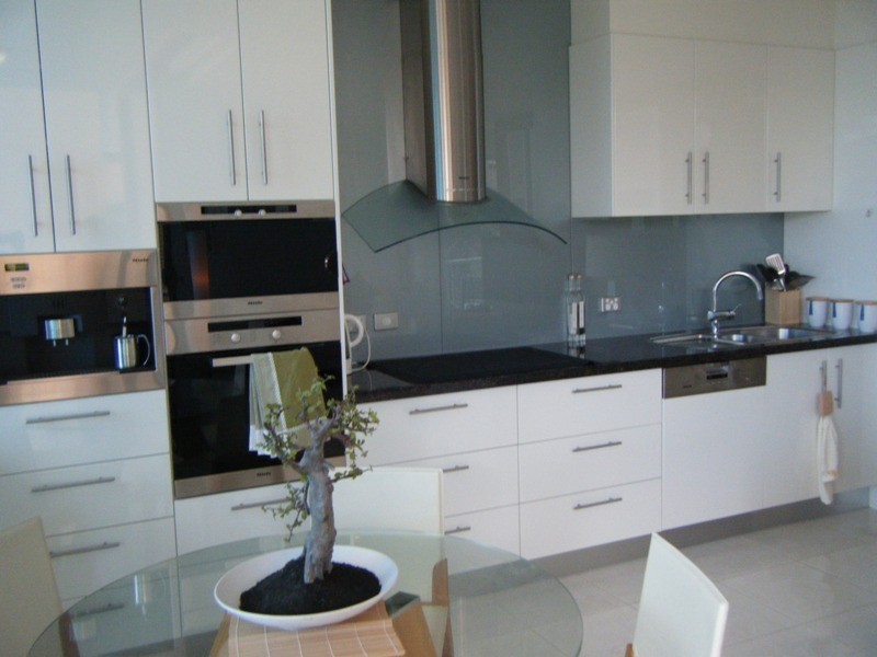 2 ‘Marista’, 78 The Esplanade, Burleigh Heads QLD 4220