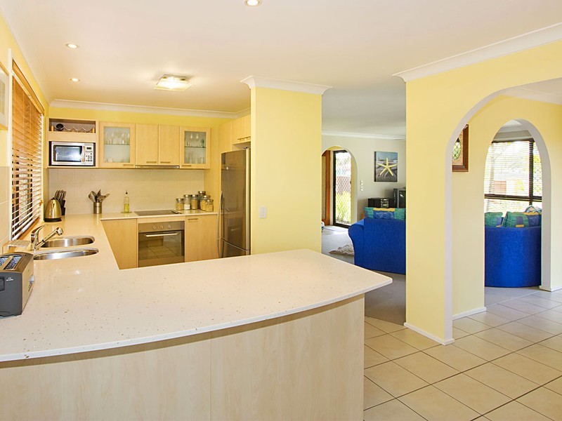 3 Dunlin Drive, Burleigh Waters QLD 4220