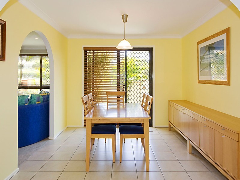 3 Dunlin Drive, Burleigh Waters QLD 4220