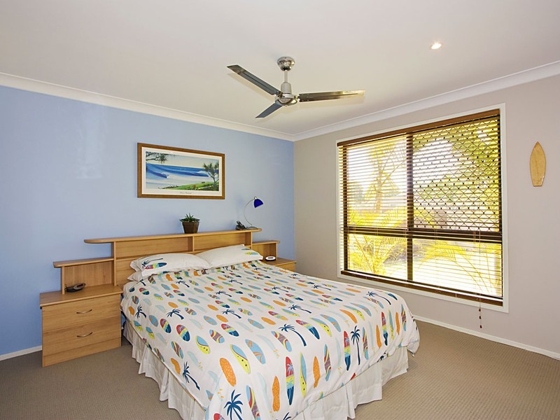 3 Dunlin Drive, Burleigh Waters QLD 4220