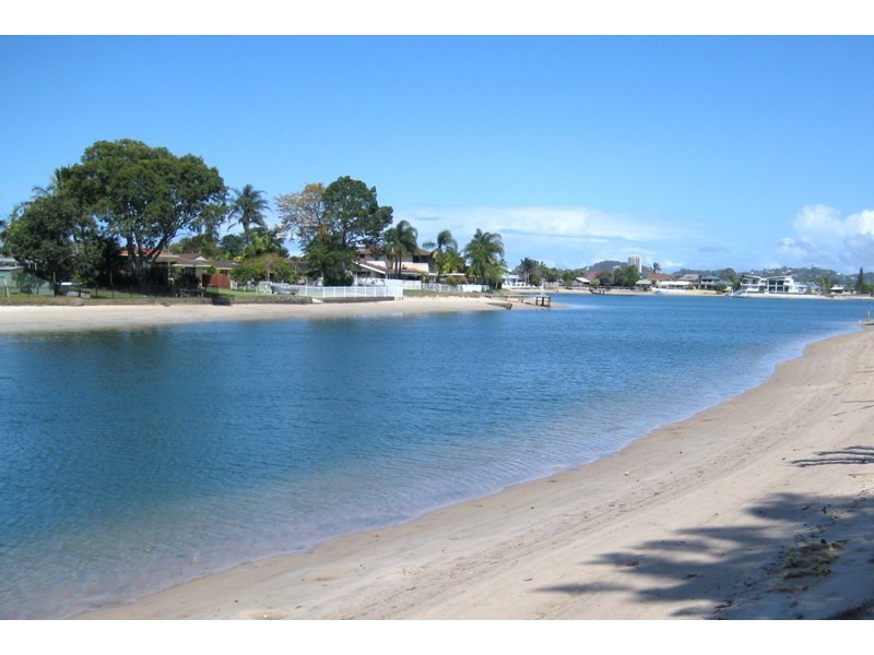 46 Mallawa Drive, Palm Beach QLD 4221