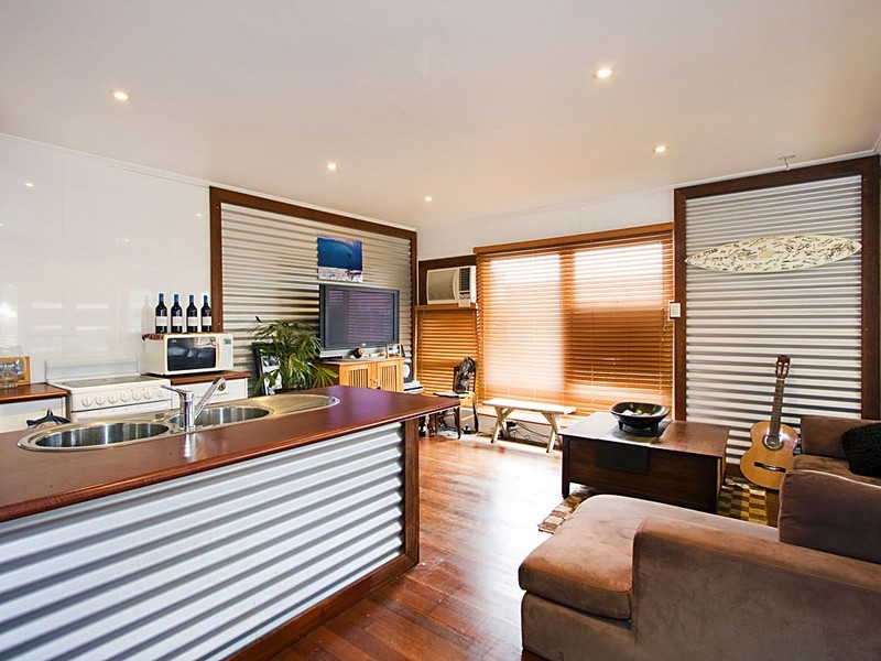 125 Nobby Parade, Miami QLD 4220