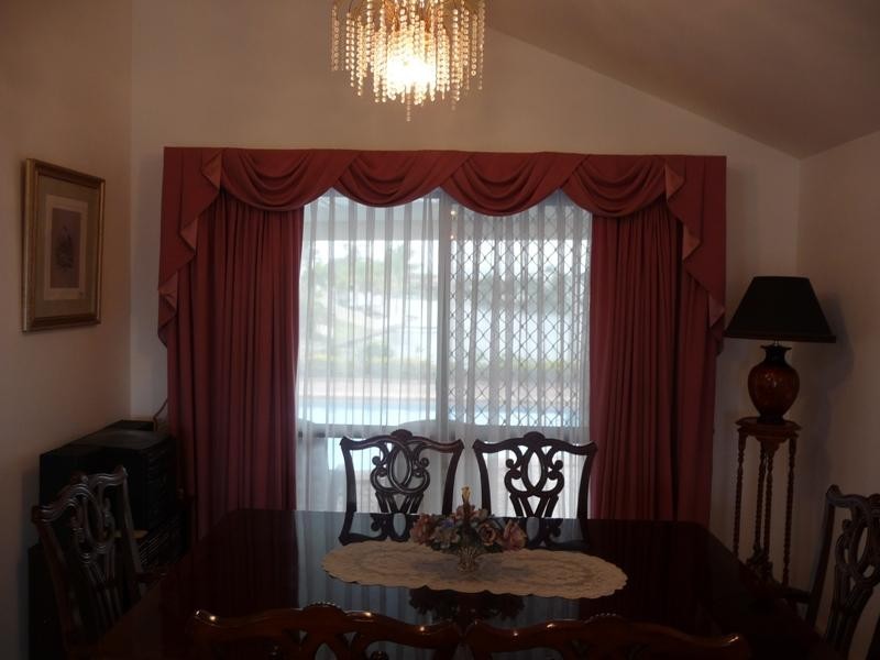 379 Rio Vista Boulevard, Mermaid Waters QLD 4218