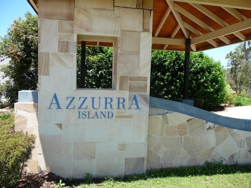 49 Azzurra Drive, Varsity Lakes QLD 4227