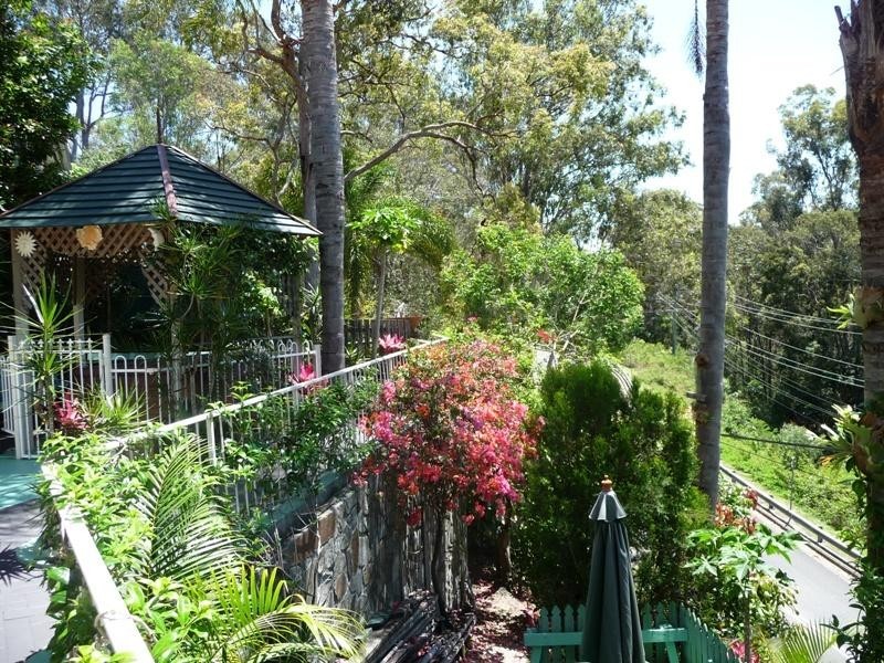 148 Ocean Parade, Burleigh Heads QLD 4220