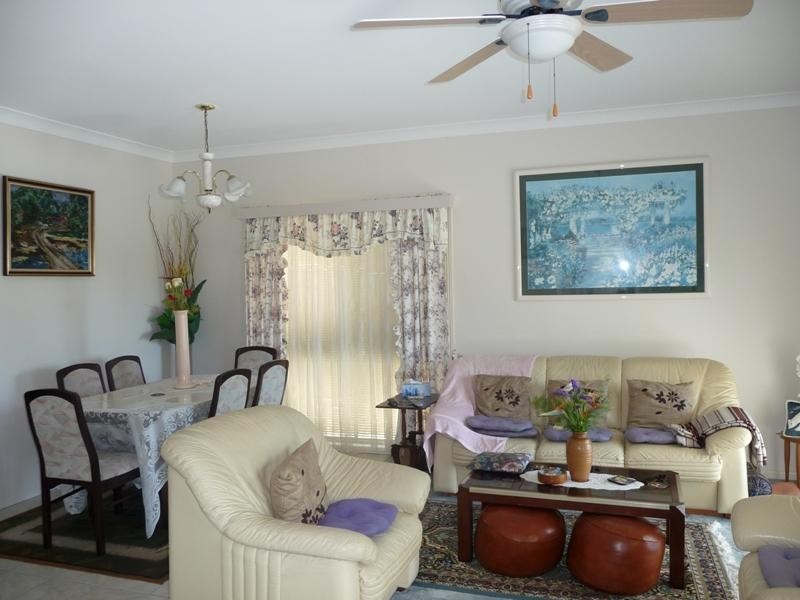 148 Ocean Parade, Burleigh Heads QLD 4220