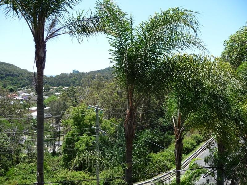 148 Ocean Parade, Burleigh Heads QLD 4220