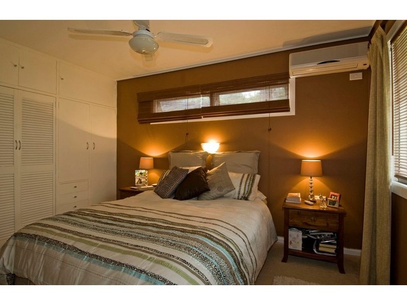 17 Tawarri Crescent, Burleigh Heads QLD 4220