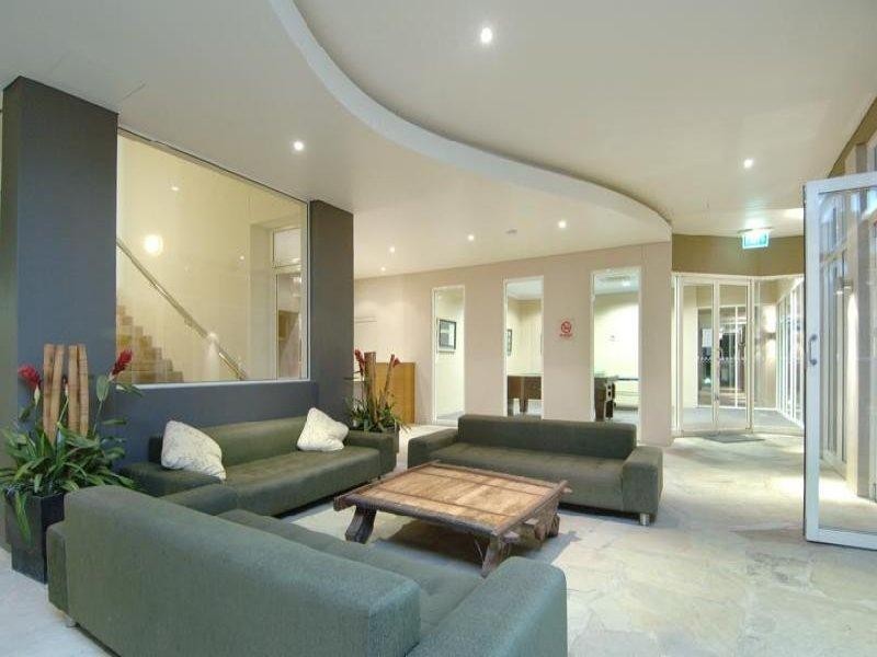 Varsity Lakes QLD 4227