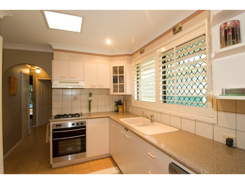 103 Burleigh Street, Burleigh Waters QLD 4220