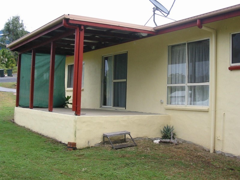 4 Palm Court, Agnes Water QLD 4677