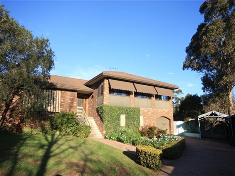 13 Thompson Place, Camden South NSW 2570