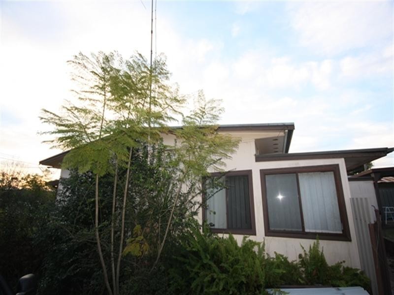 30 Thirteenth Street, Warragamba NSW 2752