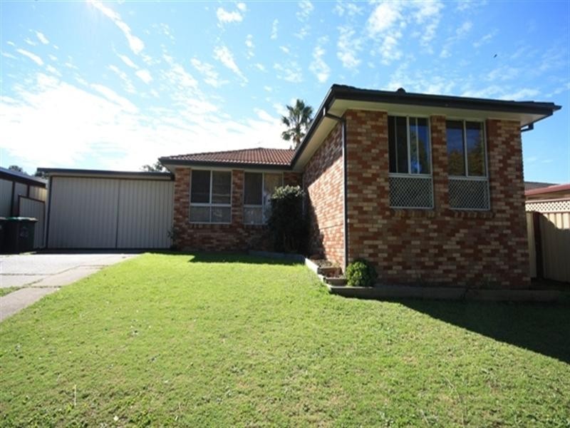 28 Shuttleworth Avenue, Raby NSW 2566