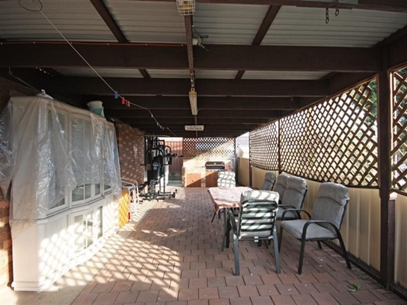 16 DeHavillard Cresent, Raby NSW 2566