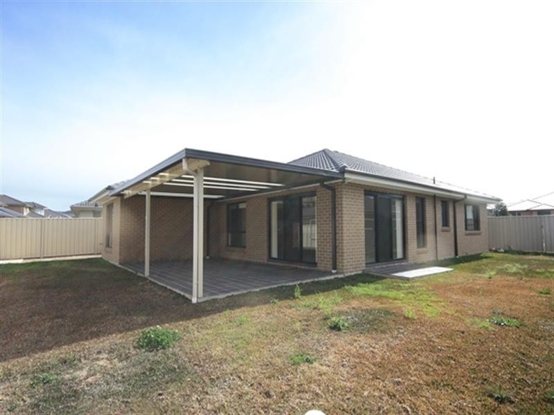12 Central Avenue, Oran Park NSW 2570