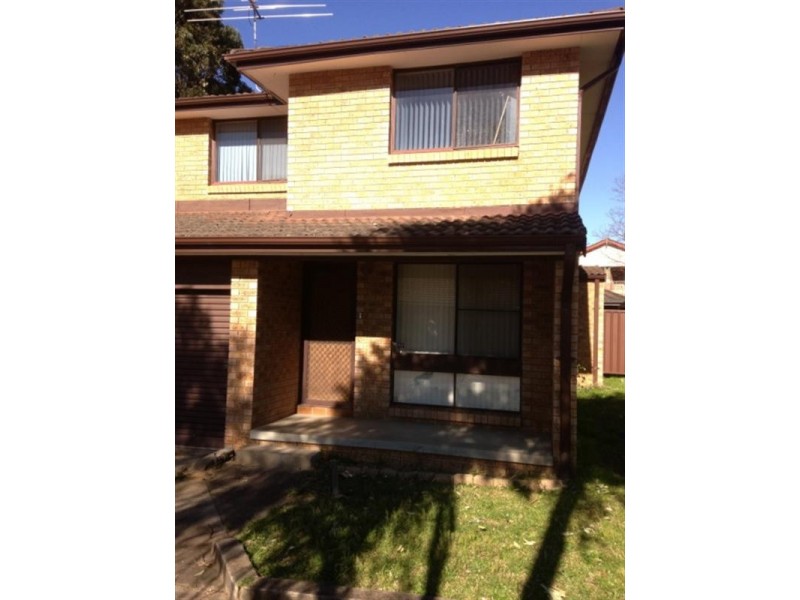 6/132 Cumberland Road, Ingleburn NSW 2565