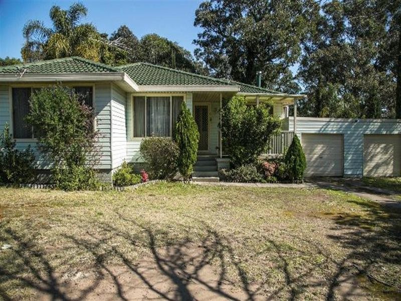 3 Dowling Street, Leumeah NSW 2560