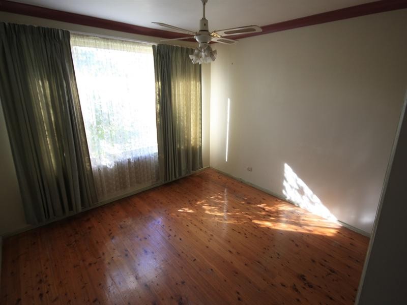 3 Dowling Street, Leumeah NSW 2560