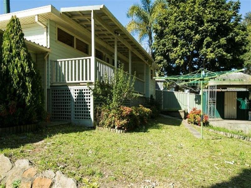 3 Dowling Street, Leumeah NSW 2560