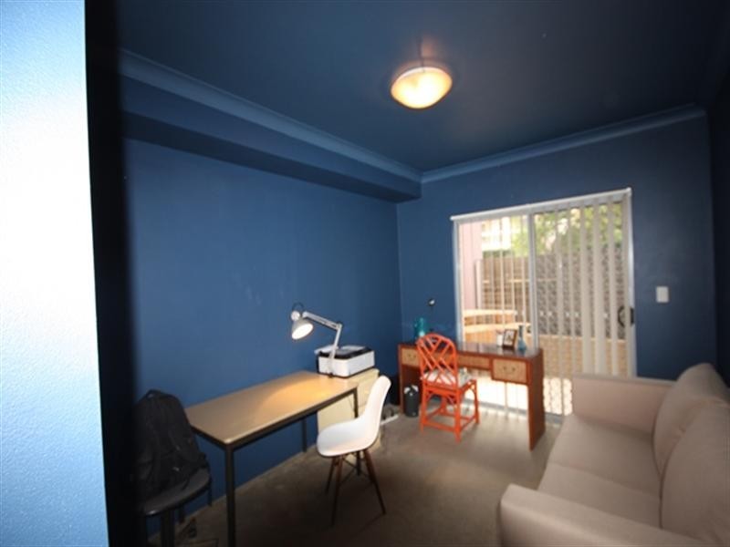2/7-9 King Street, Campbelltown NSW 2560