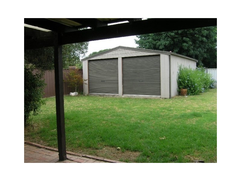 60 Southdown Road, Elderslie NSW 2570