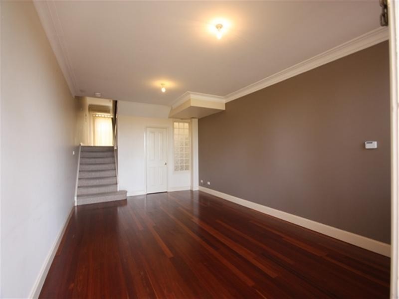 3/23 View Street, Camden NSW 2570