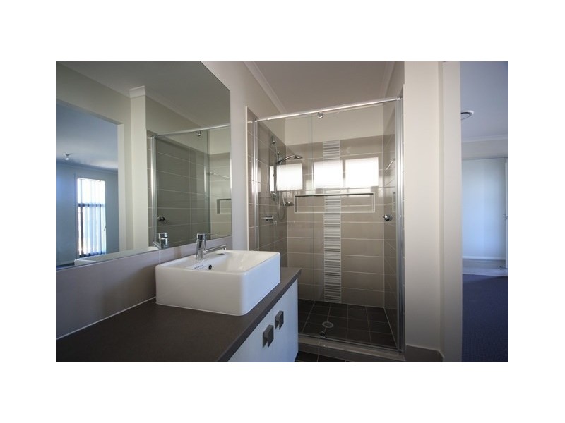 13 Horsley Drive, Oran Park NSW 2570