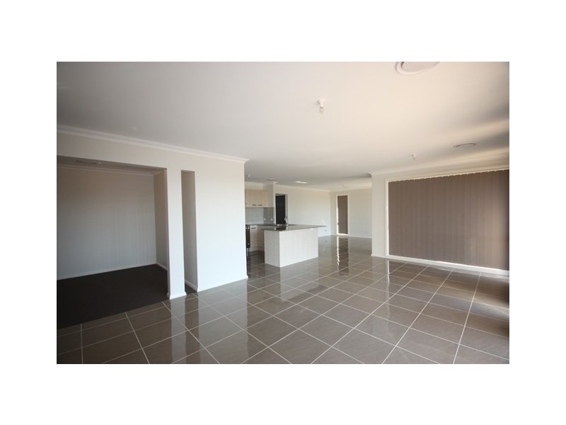 13 Horsley Drive, Oran Park NSW 2570
