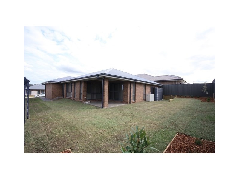 13 Horsley Drive, Oran Park NSW 2570