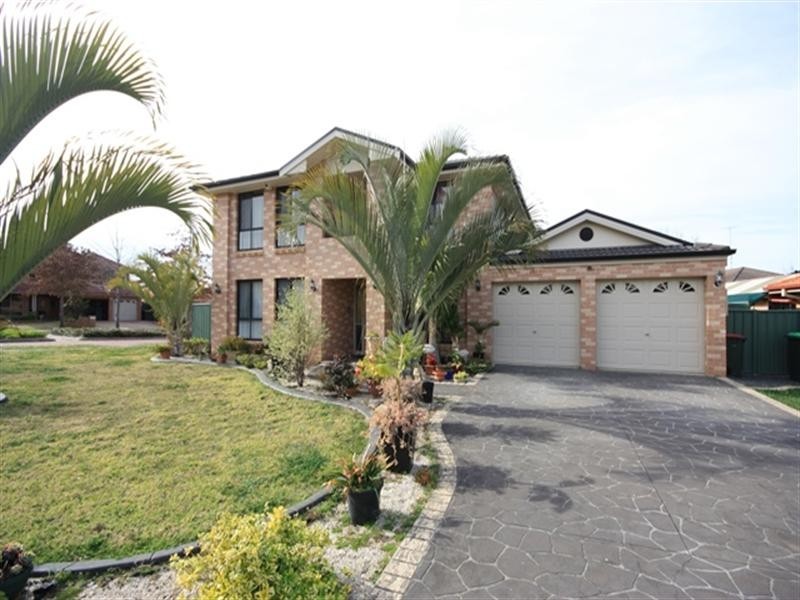 18 Glenrowan Drive, Harrington Park NSW 2567