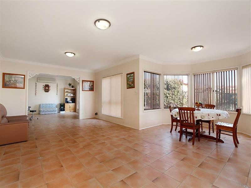 3 Glenavon Place, Glen Alpine NSW 2560