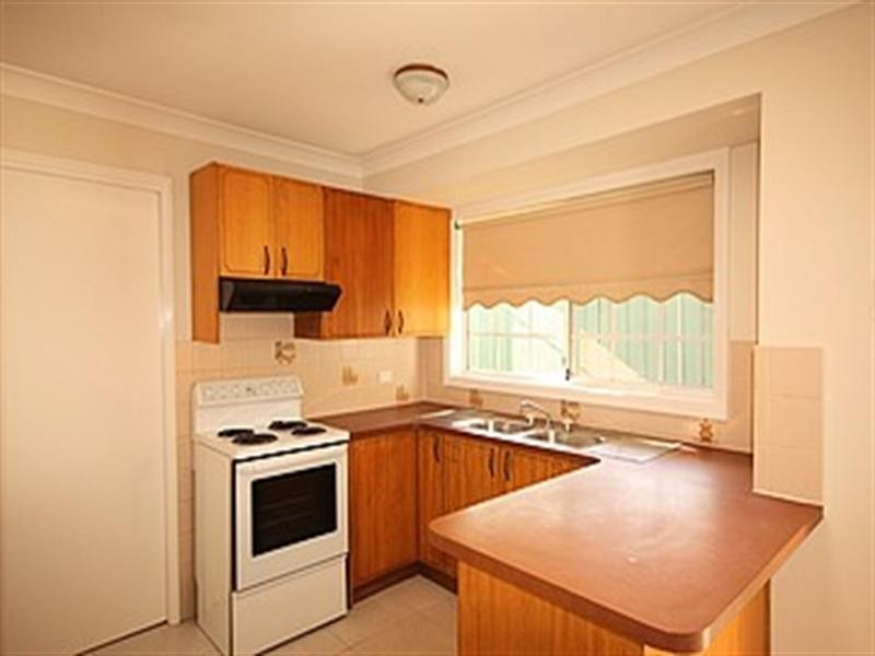 3/164 Cumberland Road, Ingleburn NSW 2565