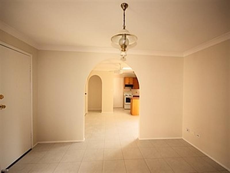 3/164 Cumberland Road, Ingleburn NSW 2565