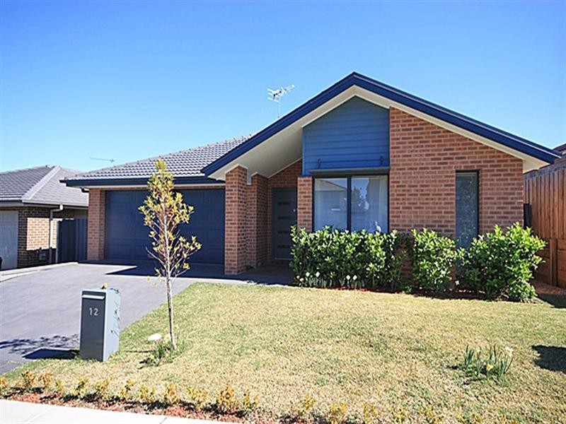 12 Maran Street, Spring Farm NSW 2570