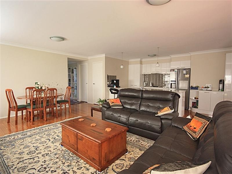 12 Maran Street, Spring Farm NSW 2570