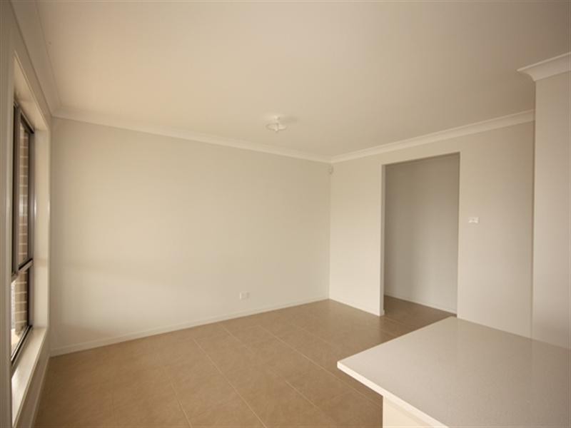 28 Tander Street, Oran Park NSW 2570