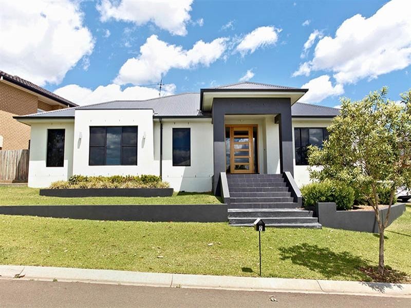 2 Casson Common, Camden Park NSW 2570