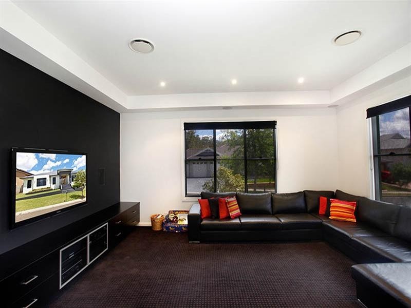 2 Casson Common, Camden Park NSW 2570