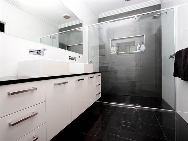 2 Casson Common, Camden Park NSW 2570