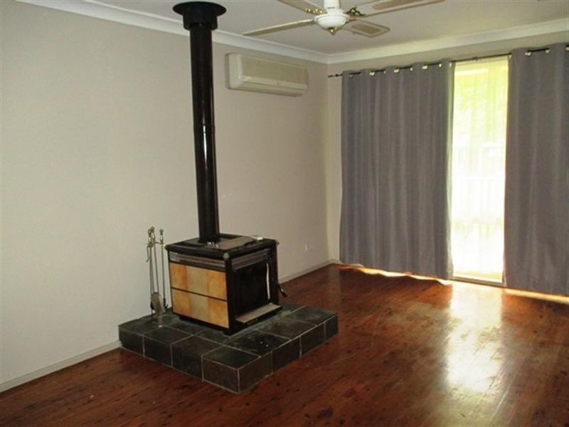 3 Dowling Street, Leumeah NSW 2560
