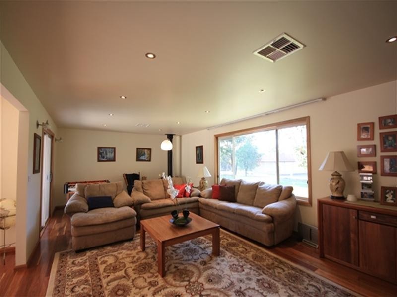 157 Georges River Road, Kentlyn NSW 2560