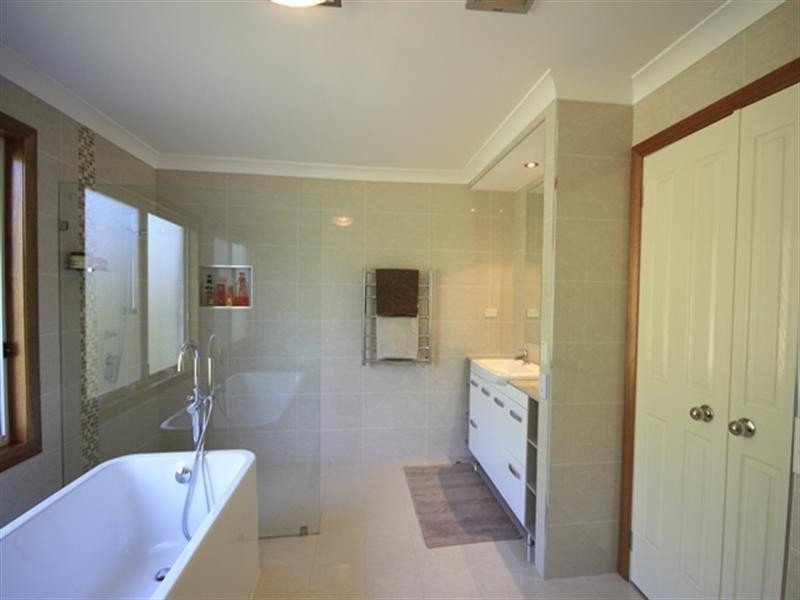 157 Georges River Road, Kentlyn NSW 2560