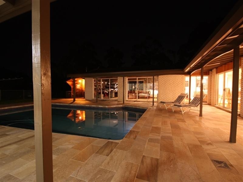 157 Georges River Road, Kentlyn NSW 2560