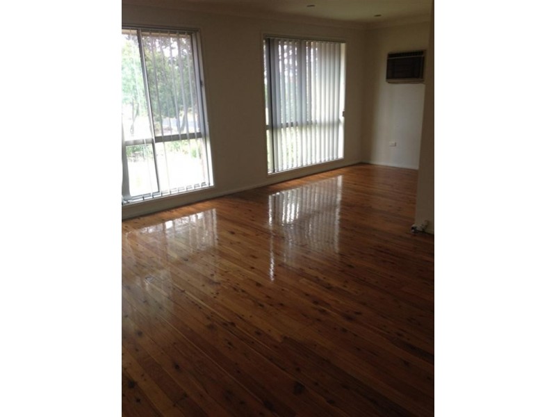 6 Kite Place, Ingleburn NSW 2565